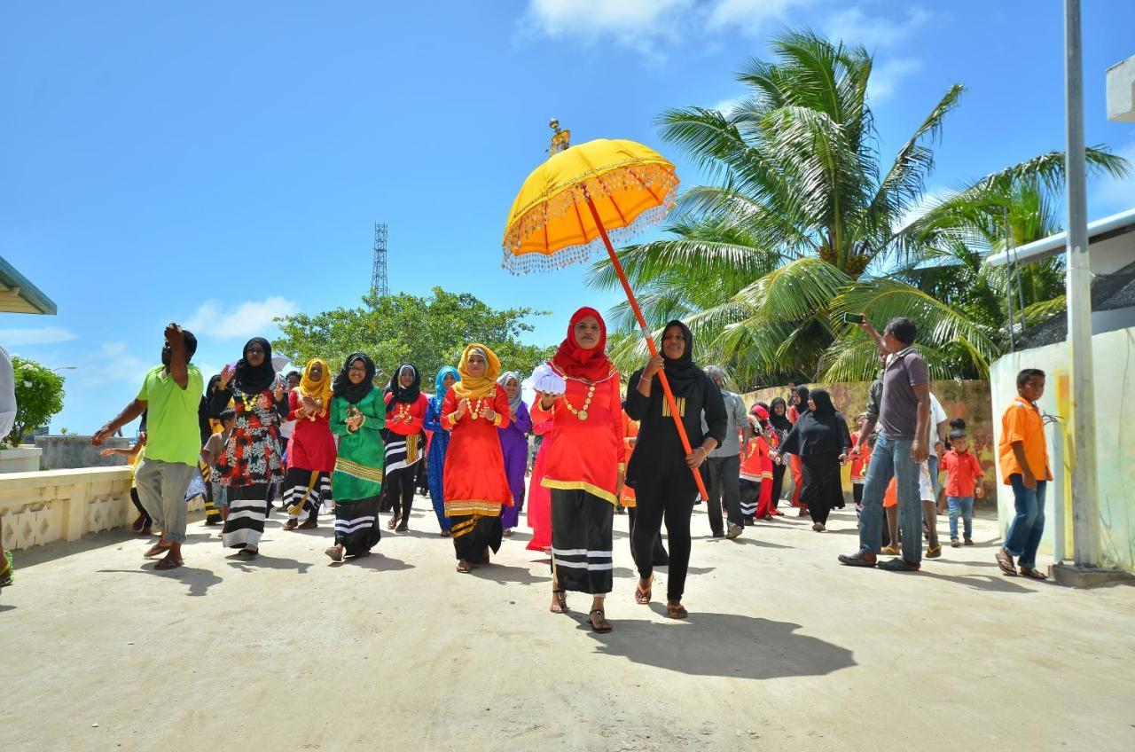 Ukulhas Beach Inn Exteriör bild