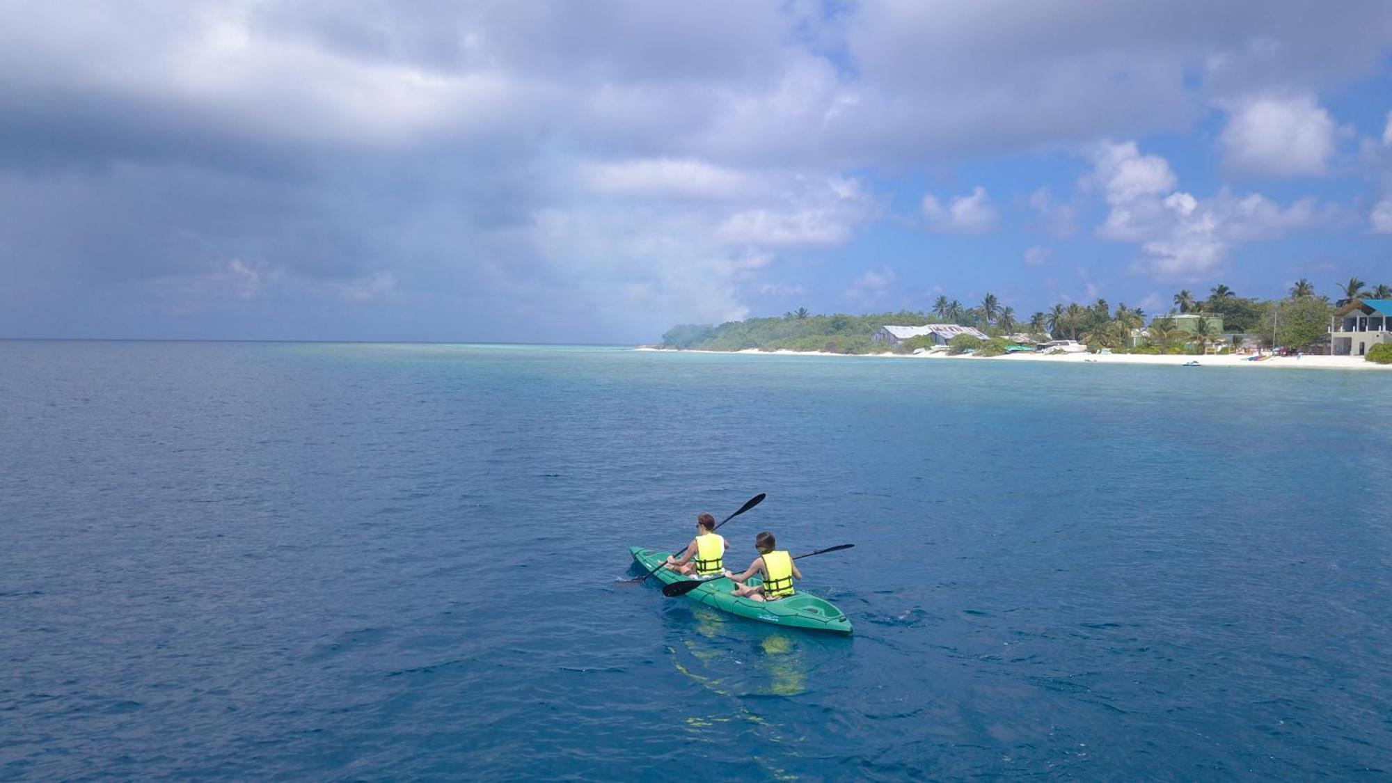 Ukulhas Beach Inn Exteriör bild