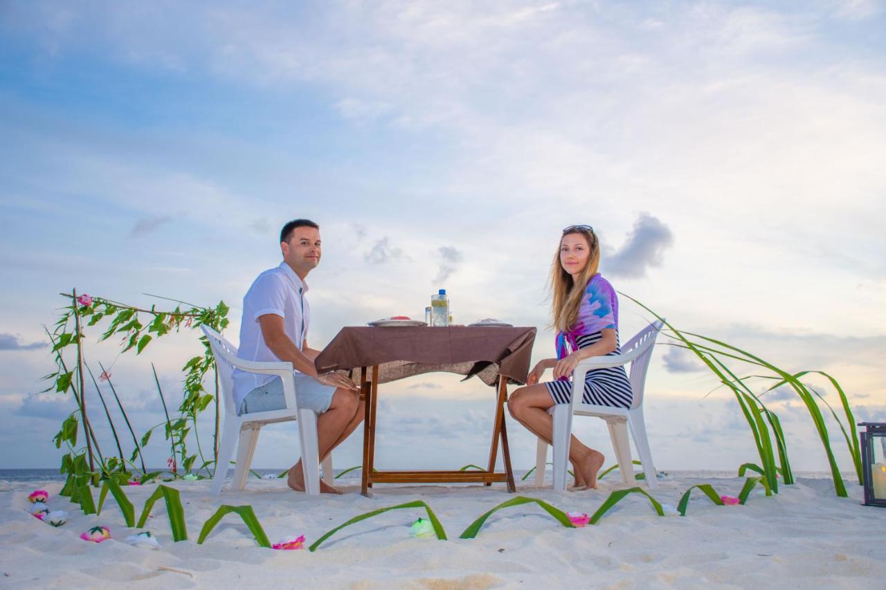 Ukulhas Beach Inn Exteriör bild